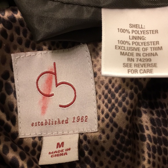 NWOT CB Green Outwear Trench Coat Hoodie. Size: M - Picture 4 of 8